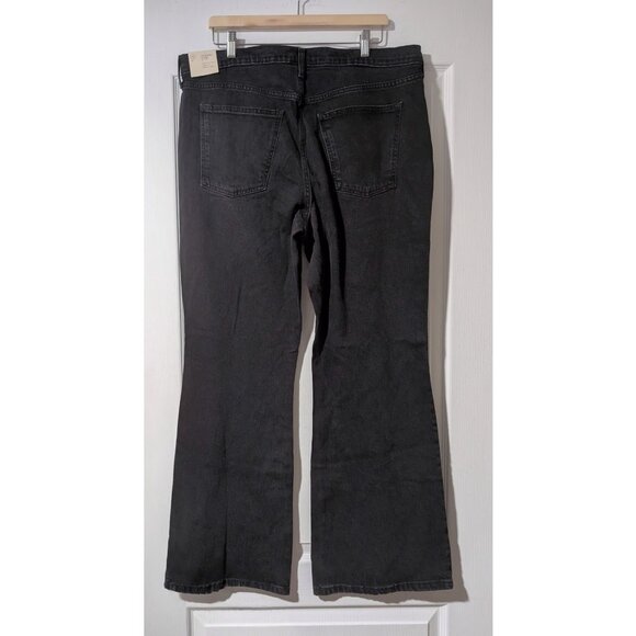 Universal Thread | High-Rise Comfort Stretch Flare Jeans In Black - Picture 4 of 14
